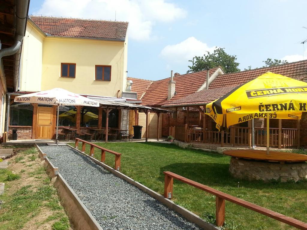 Village Pub & Bbq Vojkovice  Εξωτερικό φωτογραφία